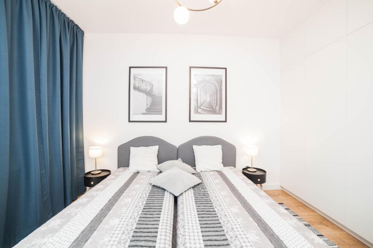 Mragowo Dwupoziomowy Apartament Indygo 85M2 Z Widokiem Na Jezioro Luaran gambar