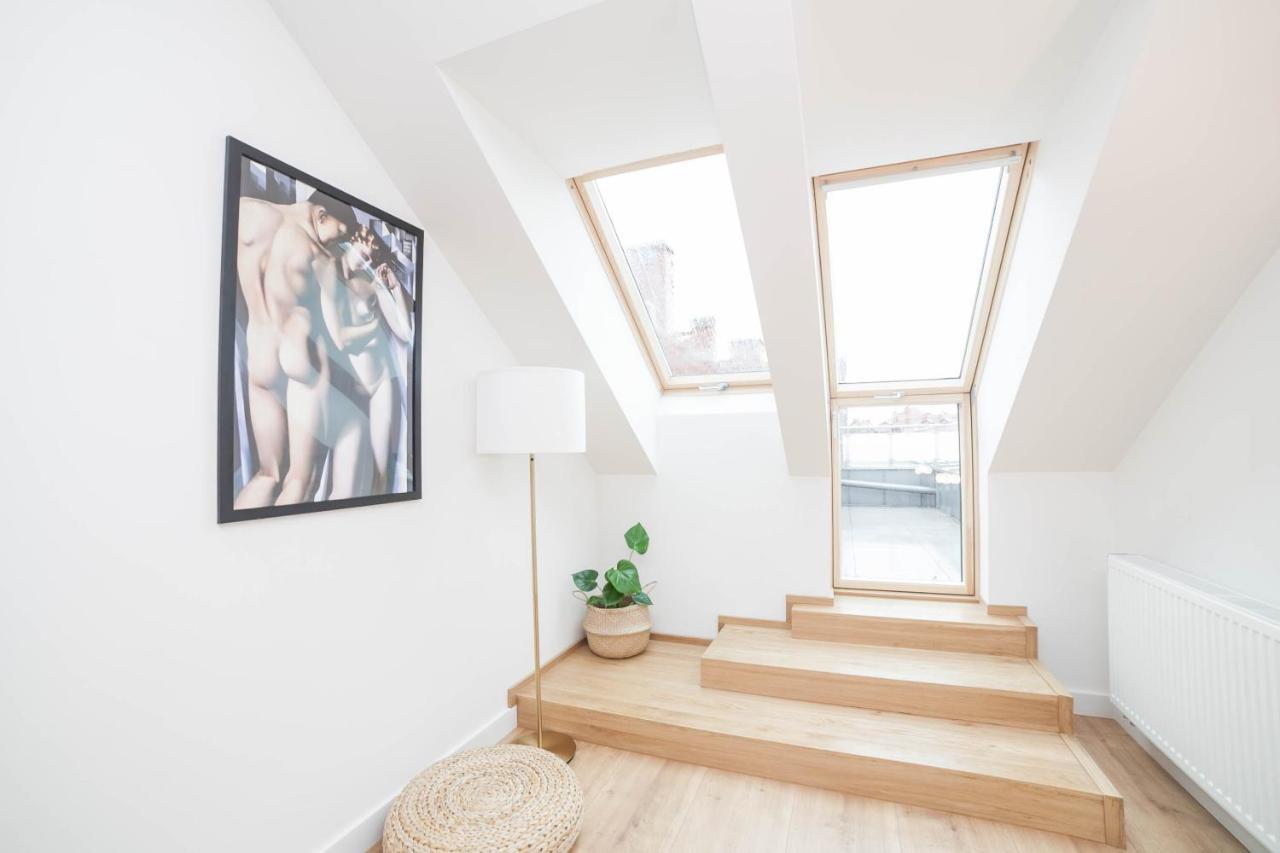 Mragowo Dwupoziomowy Apartament Indygo 85M2 Z Widokiem Na Jezioro Luaran gambar