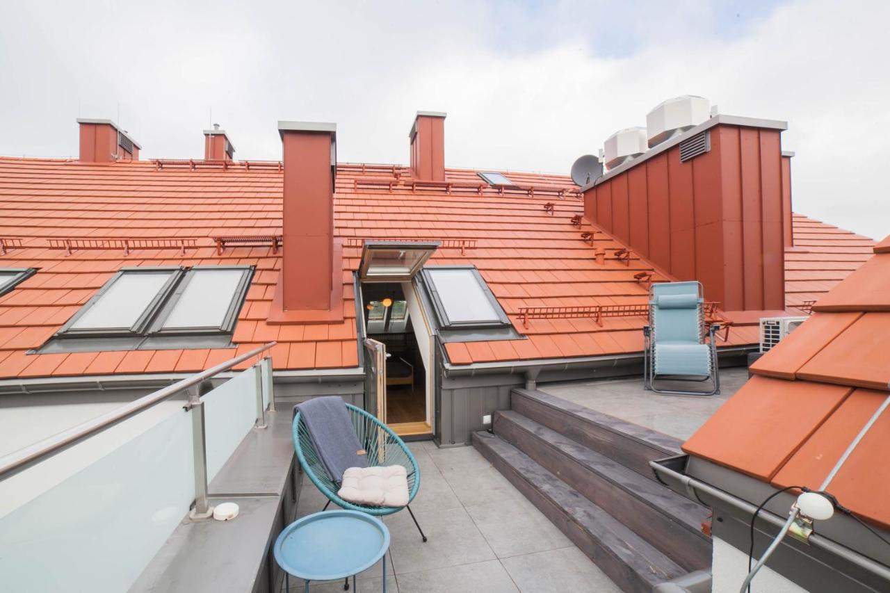Mragowo Dwupoziomowy Apartament Indygo 85M2 Z Widokiem Na Jezioro Luaran gambar